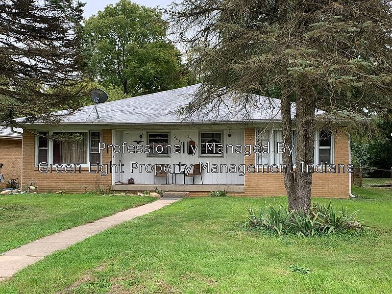 1st image of 2833 Walker Ave