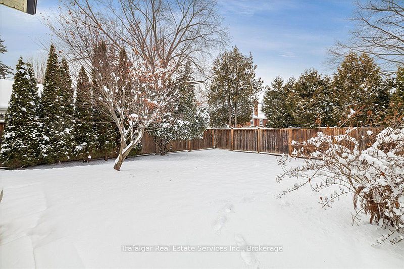 Burlington House for rent - 5 Bedrooms — photo 49