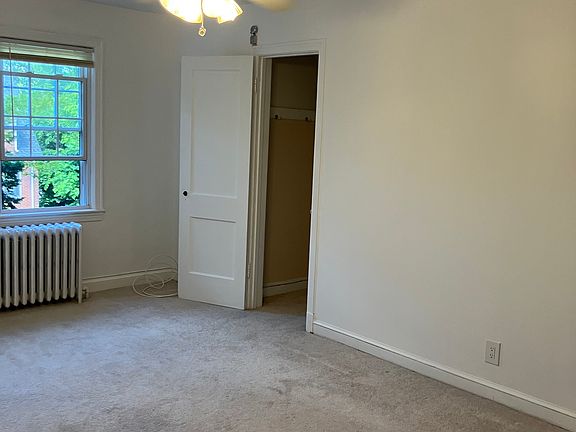 5th image of 710 22nd St S APT 4