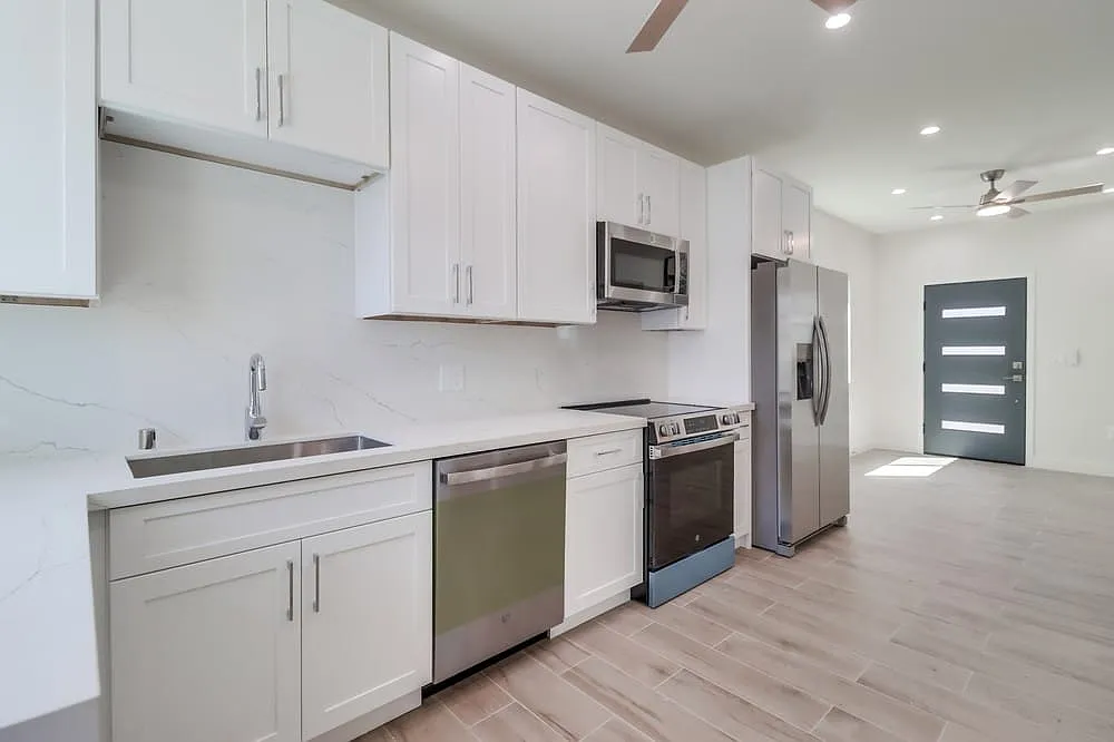 1 bed, 400 sqft, $1,850 — Photo 1