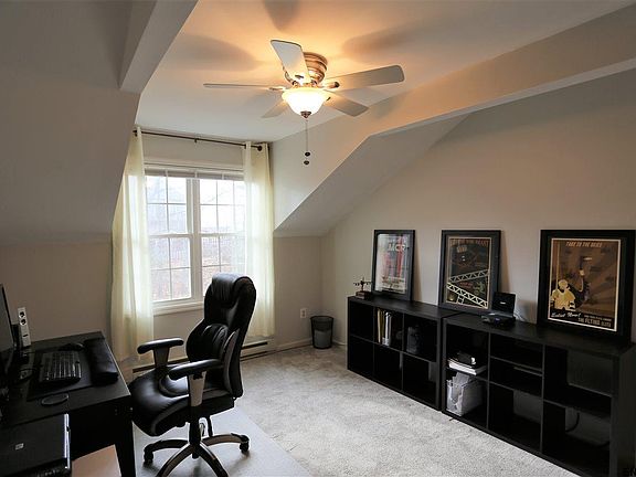 5th image of 4015 Chaucer Pl