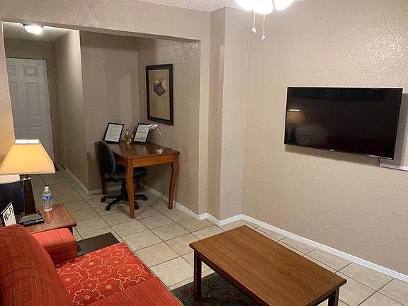 3rd image of 3608 Tularosa Ave #3