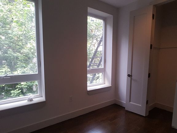 5th image of 491 Chauncey St