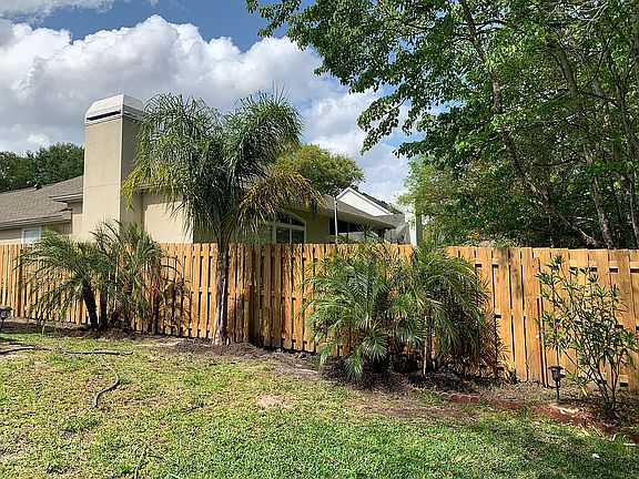 5th image of 8667 Hunters Creek Dr S