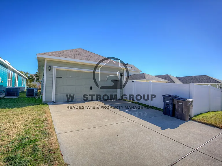 10953 Caldwell Ln — Photo 40