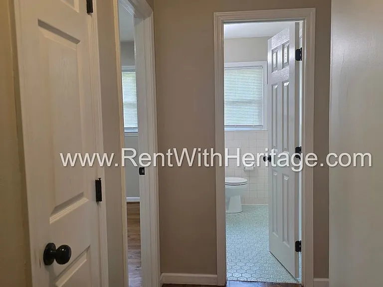 6266 Melrose St — Photo 9