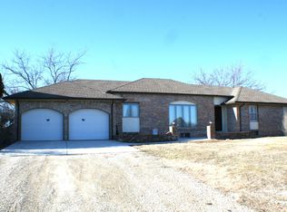 11461 SW 43rd St, Towanda, KS 67144