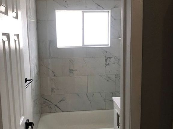 5th image of 505 Van Buren St #A