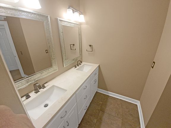 5th image of 1280 Middle Tennessee Blvd APT G13