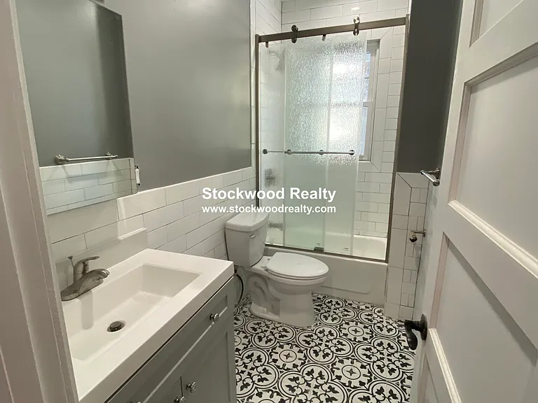 25 Hinckley St #3 — Photo 12