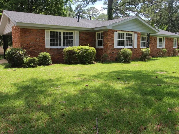 2700 Pine Valley Rd, Albany, GA 31707