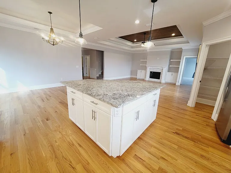 2385 Sweet Valley Hts — Photo 15