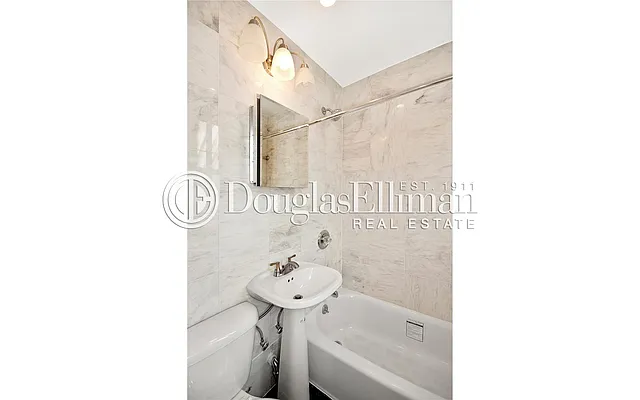 Rented by Douglas Elliman | media 29