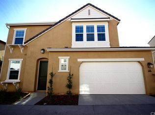 135 Barnes Rd, Tustin, CA 92782