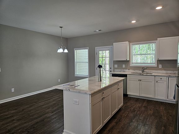 5th image of 166 Venture Way