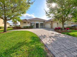 719 SW River Bend Cir, Stuart, FL 34997