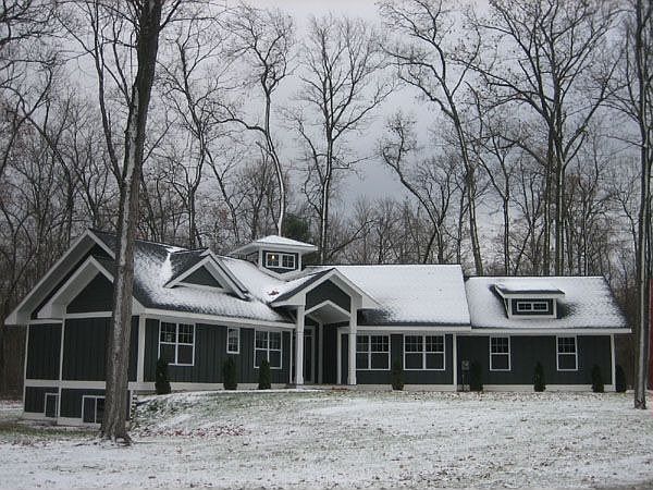 1st image of 2997 Red Oak Dr