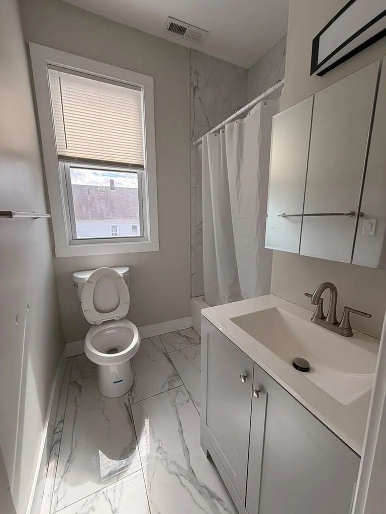 53 Farren Ave — Photo 2