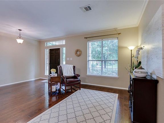 5th image of 2921 Vacherie Ln
