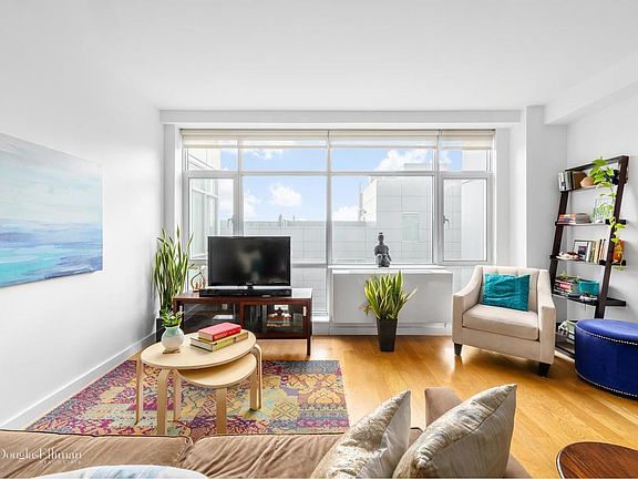 2nd image of 189 Schermerhorn St APT 6B