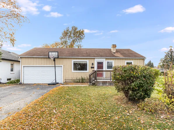 127 Park Dr, Joliet, IL 60436