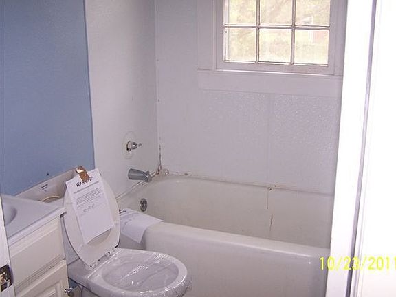 5th image of 1025 Brooks St