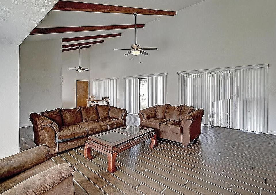 1st image of 328 Dunes Way