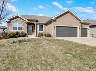 19316 W 200th St, Spring Hill, KS 66083