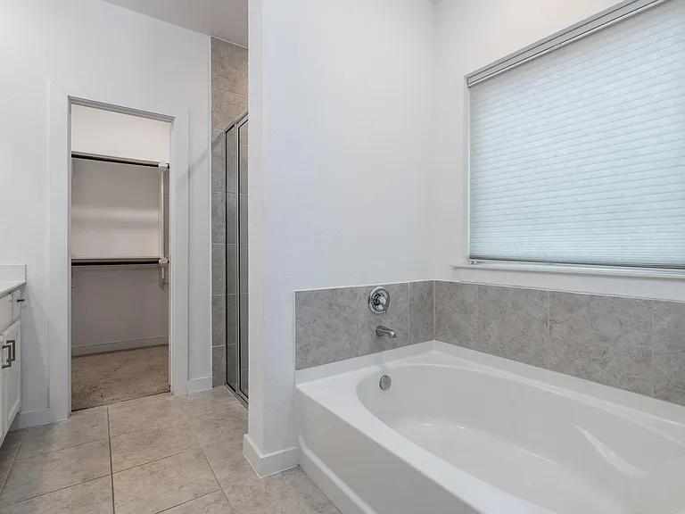 27006 Hidden Rock Ct — Photo 29