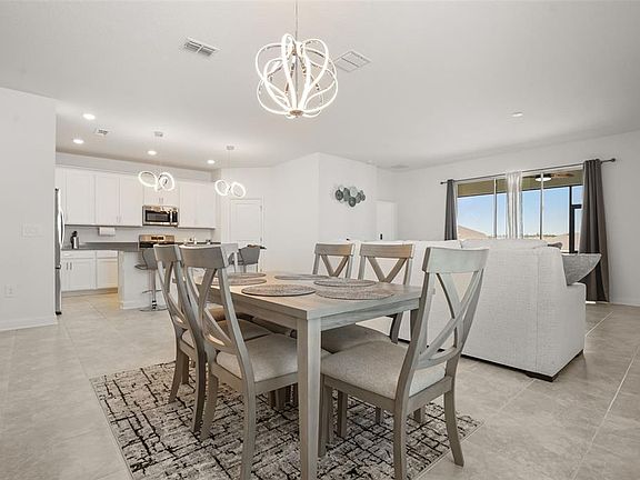 4th image of 5256 DAGENHAM DRIVE