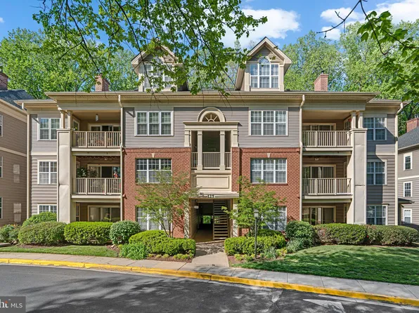 125 Timberbrook Ln APT T2, Gaithersburg, MD 20878