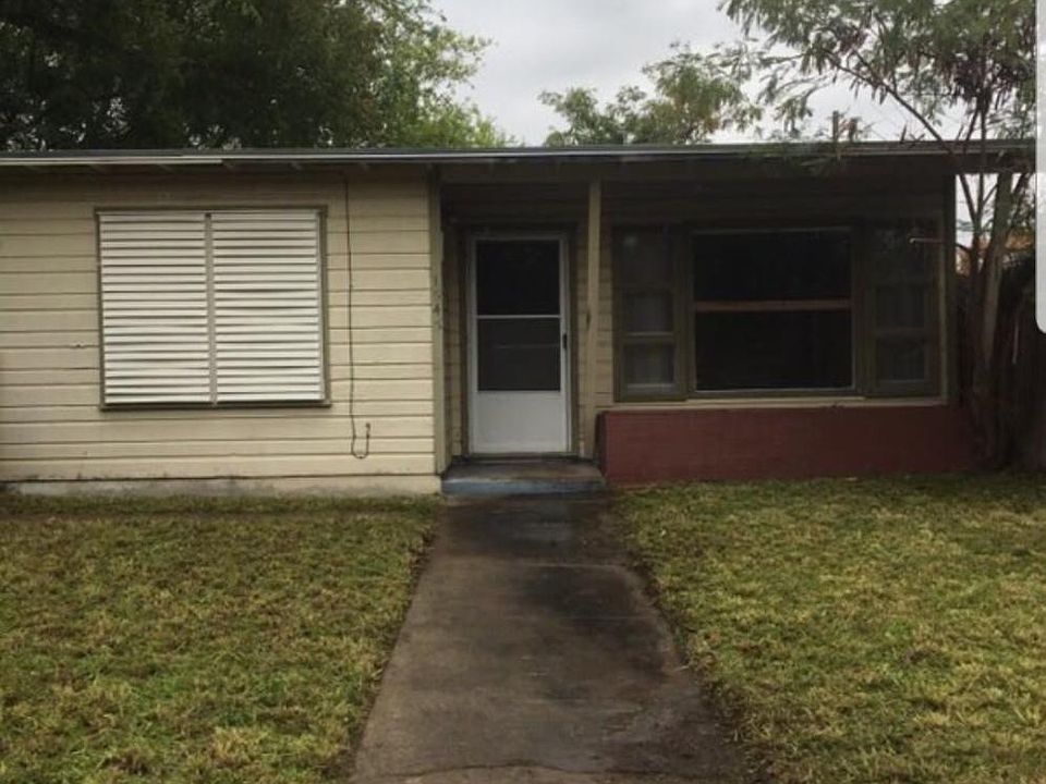 1st image of 1545 Cambridge Dr