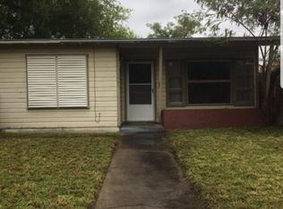 1545 Cambridge Dr, Corpus Christi, TX 78415
