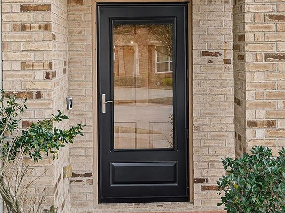 4th image of 2611 Elder Park Ct