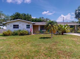1100 Gopher Ridge Rd, Fort Pierce, FL 34982