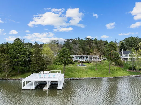 141 Pintail Dr, Semora, NC 27343