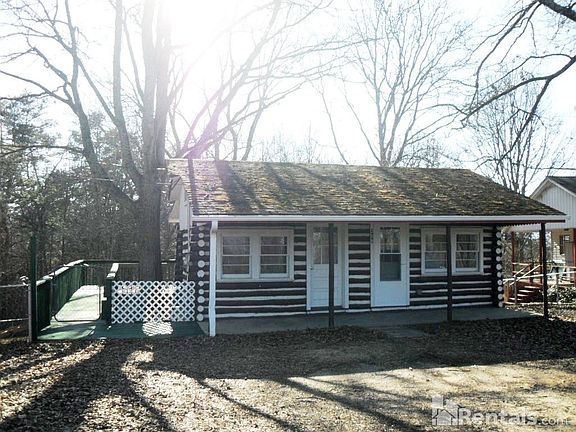 2nd image of 206 Old Marshall Hwy