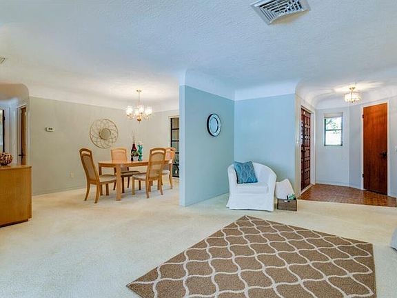 3rd image of 7201 Sunshine Dr S