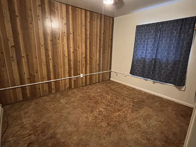 1298 Mound Ave — Photo 6