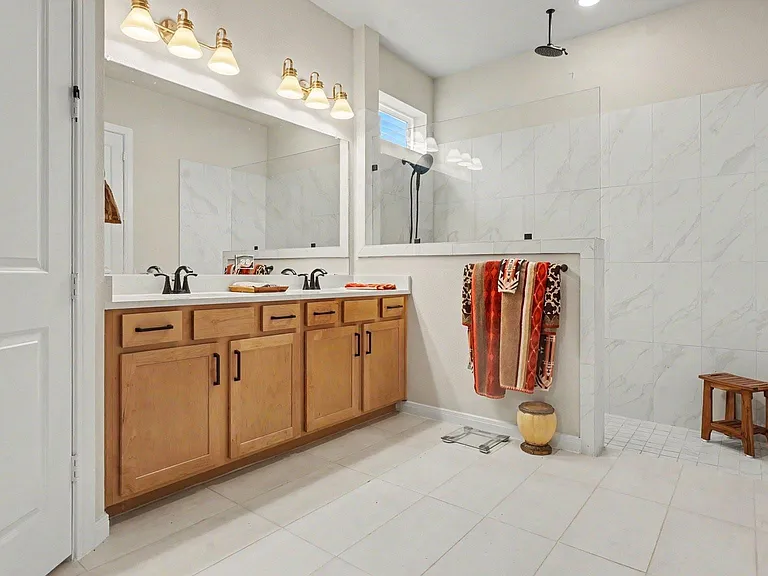 11910 Rice View Dr — Photo 9