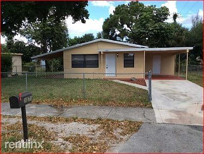 1st image of 1071 NW 25th Ave