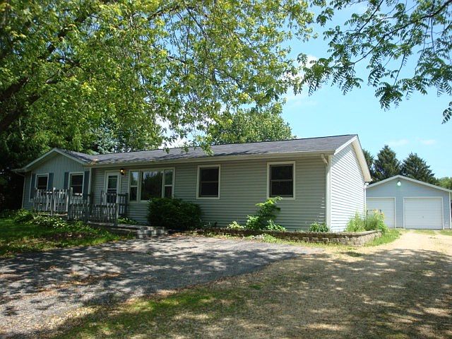 1st image of 4449 Scenic Dr
