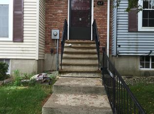 67 Lantern Ln, Sayreville, NJ