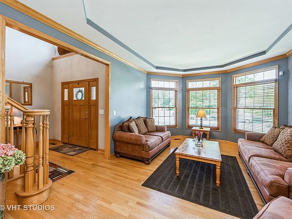 4th image of 815 W Lynnwood Ave