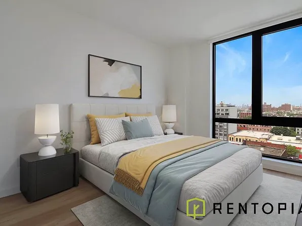 1010 Pacific Street image 4 of 28