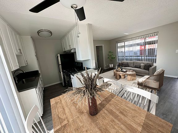 4th image of 3754 S Sepulveda Blvd #5