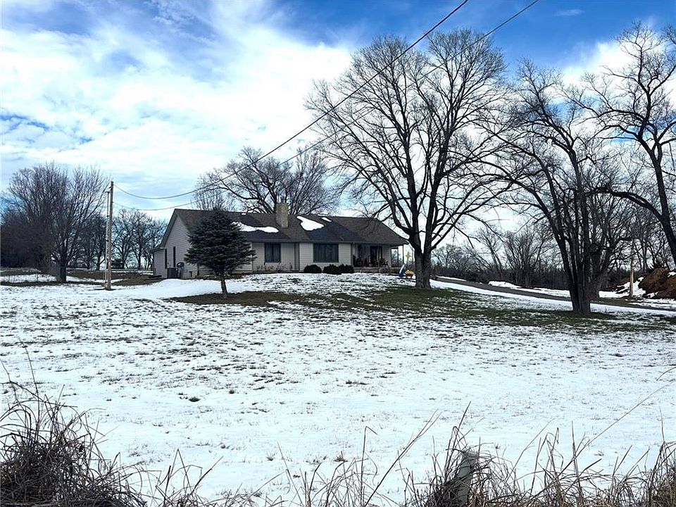 2nd image of 8632 Riverview Ave