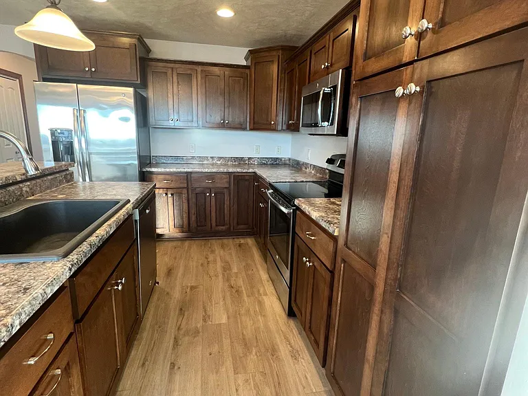 2605 W Sudbury St — Photo 30