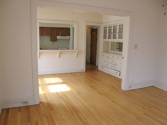 Looking into the dining r