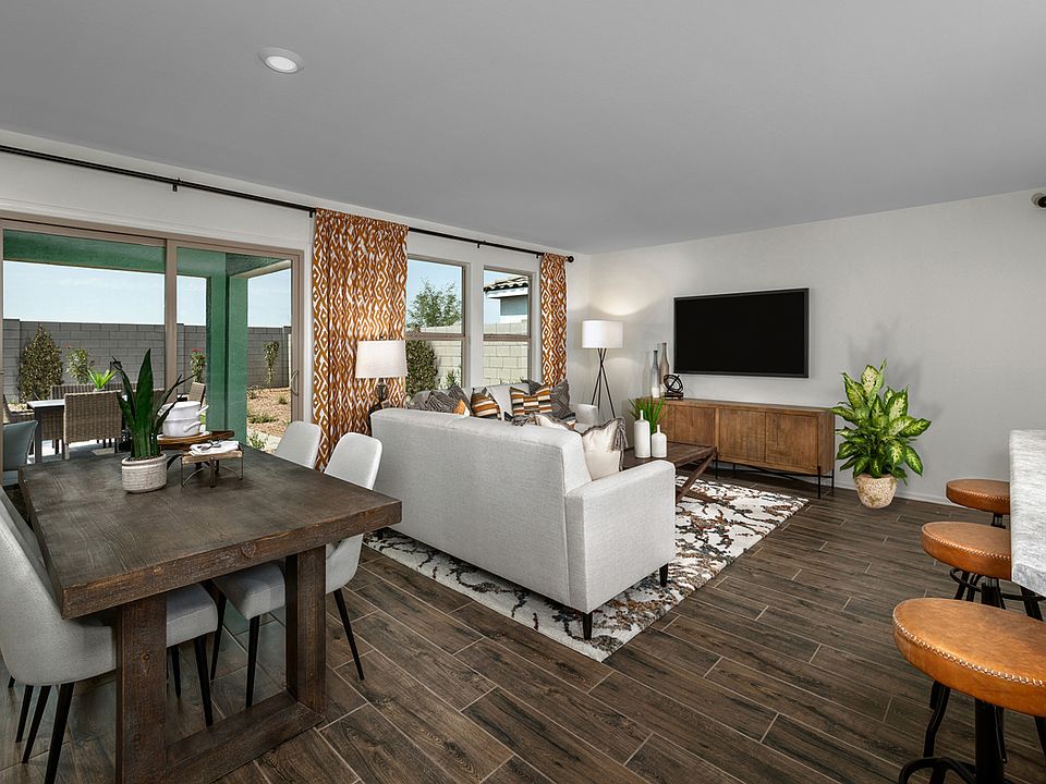 2nd image of 36504 W San Alvarez Ave